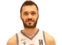 https://img.zhizhuzhibos.com.cn/img/basketball/player/421a284dfb901277645c76029323c37c.png