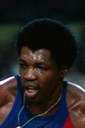 https://img.zhizhuzhibos.com.cn/img/basketball/player/6bbef772fbb0528707644d7aec3349ca.png