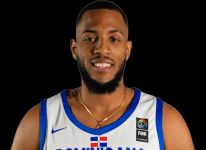 https://img.zhizhuzhibos.com.cn/img/basketball/player/879f0eee2cbd08745b4350b117650f6b.png