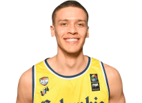 https://img.zhizhuzhibos.com.cn/img/basketball/player/8e046630635dface3205a16381518173.png