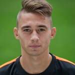https://img.zhizhuzhibos.com.cn/img/football/player/2f4667091bc859210366e2cc06319f65.png