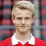 https://img.zhizhuzhibos.com.cn/img/football/player/66bbe3f1836cb581e54eb4265039ab2b.png