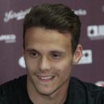 https://img.zhizhuzhibos.com.cn/img/football/player/6891e22a396b7b1f44f83b9f9d8b79f7.png