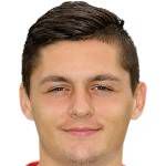 https://img.zhizhuzhibos.com.cn/img/football/player/83f4b88f3975ea9d5566c3abab695085.png