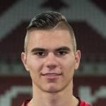 https://img.zhizhuzhibos.com.cn/img/football/player/cef3056e485c383243a3126e981bc186.png