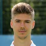 https://img.zhizhuzhibos.com.cn/img/football/player/f95dc12556044f2e55478ab1423512ce.png