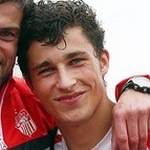https://img.zhizhuzhibos.com.cn/img/football/player/fe707f4f87ba22e0633c2d60de0008a7.png